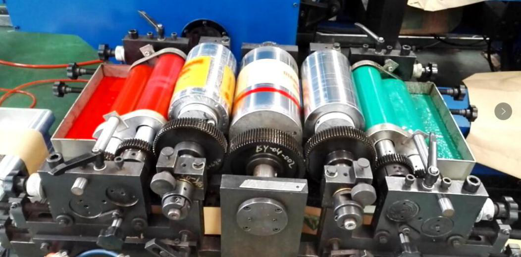 Features and Benefits of Bottomer Machine in Valve Bag Production